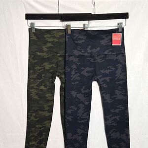 NWT.. SPANX.. camo black and green leggings..